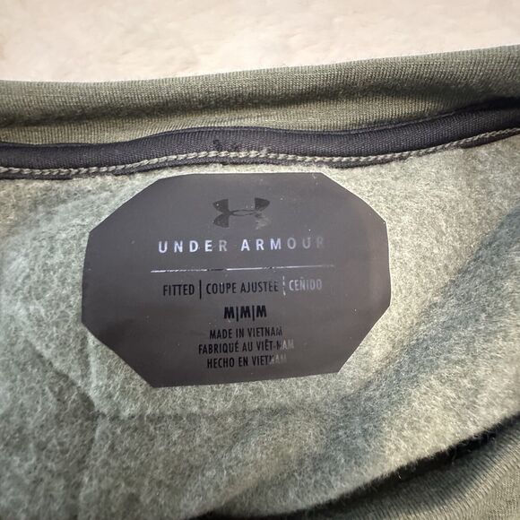 Under Armour Women's Open Back Workout Women's Sweatshirt Size XS Super Soft EUC - Picture 2 of 10